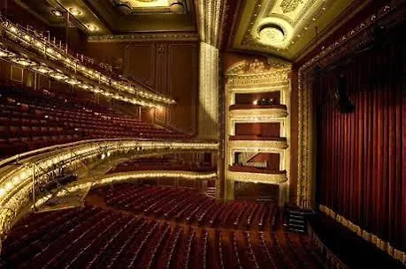 Hampton Majestic Theatre District Hotel 3*