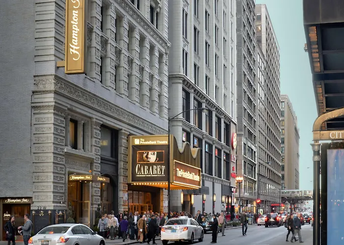 Hampton Majestic Theatre District 3*